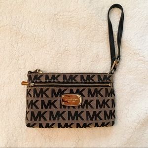 Michael Kors Signature Large Wristlet
